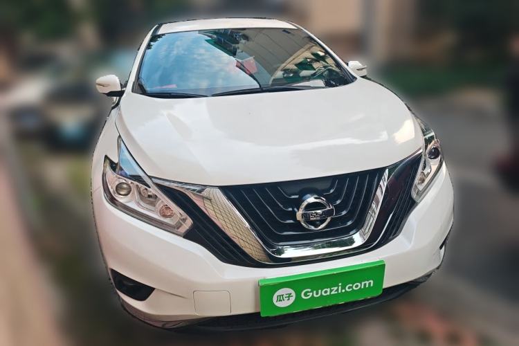 Used Nissan Murano 2021 2.5L XE Two-Wheel Drive Elite Edition Front Right 45 Deg