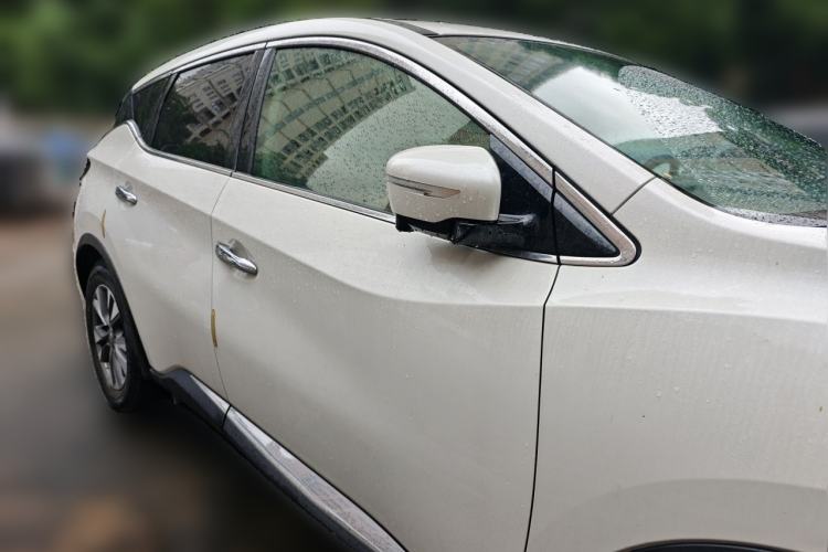 Used Nissan Murano 2021 2.5L XL Two-Wheel Drive Smart Connect Luxury Edition Front Right 45 Deg