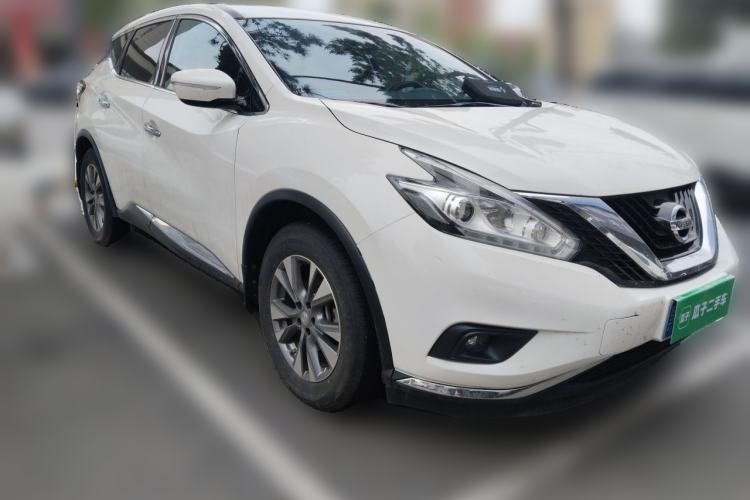 Used Nissan Murano 2021 2.5L XE Two-Wheel Drive Elite Edition Front Right 45 Deg