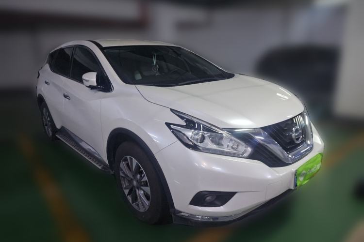 Used Nissan Murano 2021 2.5L XE Two-Wheel Drive Elite Edition Front Right 45 Deg