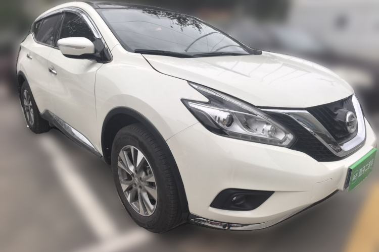 Used Nissan Murano 2021 2.5L XE Two-Wheel Drive Elite Edition Front Right 45 Deg