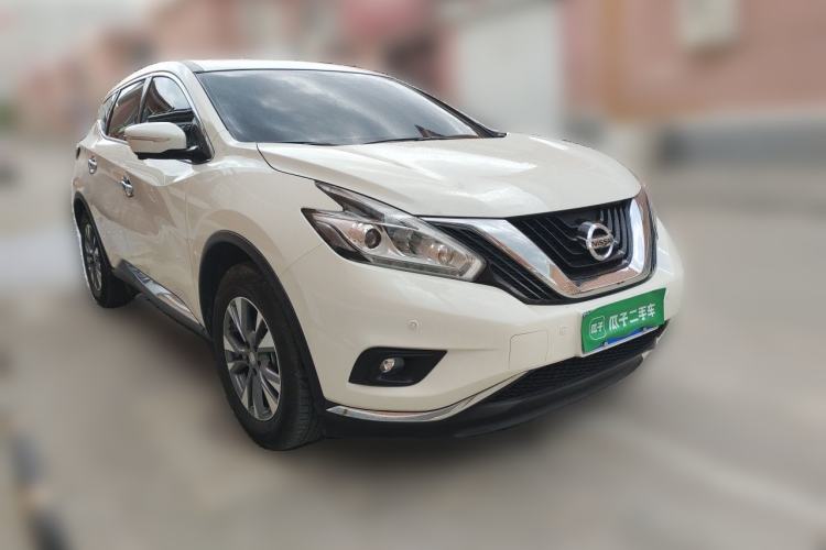 Used Nissan Murano 2021 2.5L XL Two-Wheel Drive Smart Connect Luxury Edition Front Right 45 Deg