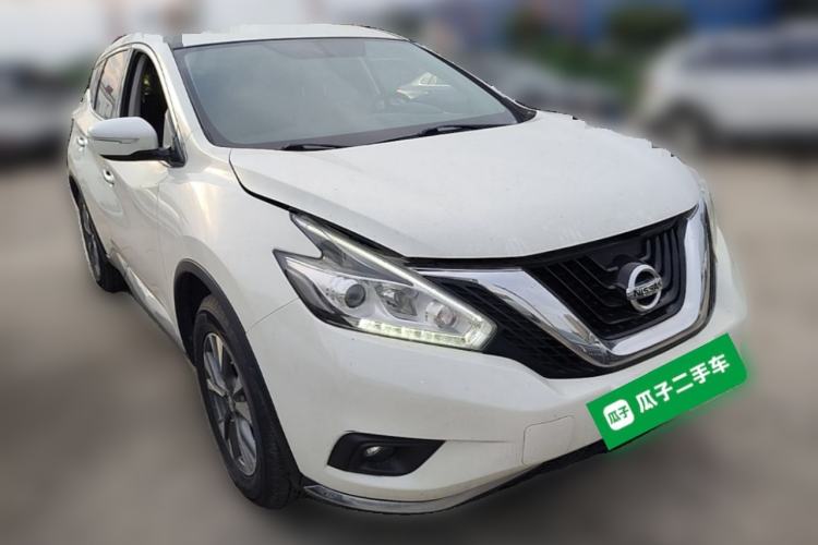 Used Nissan Murano 2021 2.5L XE Two-Wheel Drive Elite Edition Front Right 45 Deg