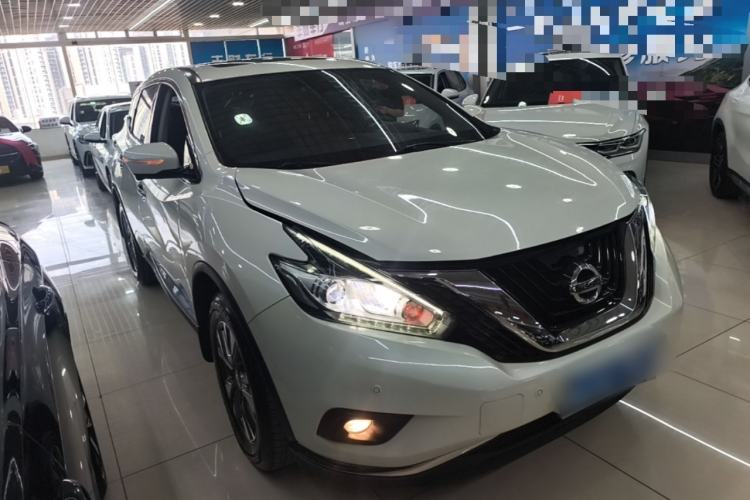 Used Nissan Murano 2021 2.5L XL Two-Wheel Drive Smart Connect Luxury Edition Front Right 45 Deg
