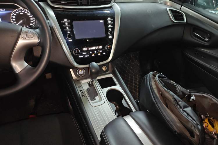 Used Nissan Murano 2021 2.5L XE Two-Wheel Drive Elite Edition Gear Lever