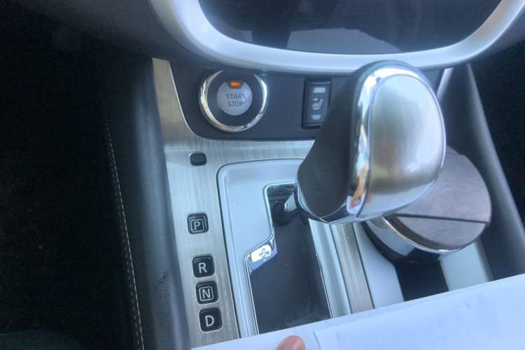 Used Nissan Murano 2021 2.5 S/C HEV XL Four-Wheel Drive Hybrid SmartConnect Prestige Edition Gear Lever
