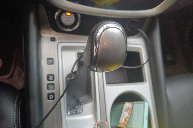 Used Nissan Murano 2021 2.5L XL Two-Wheel Drive Smart Connect Luxury Edition Gear Lever