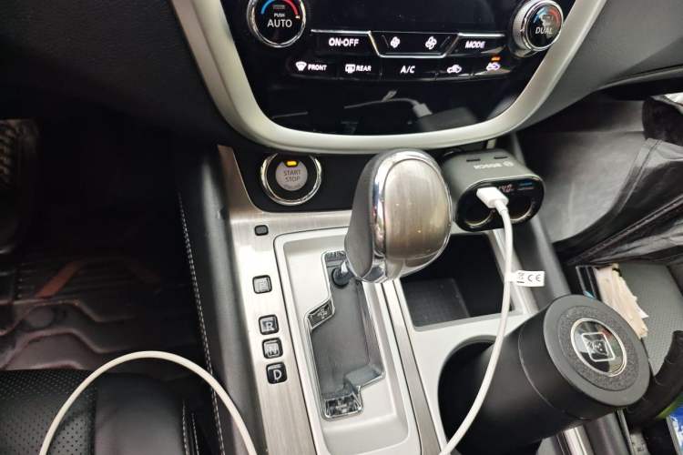 Used Nissan Murano 2021 2.5L XL Two-Wheel Drive Smart Connect Luxury Edition Gear Lever
