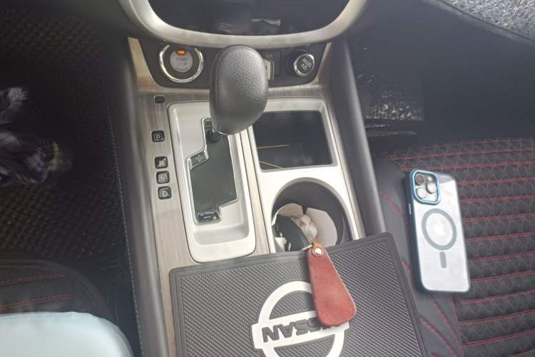 Used Nissan Murano 2021 2.5L XE Two-Wheel Drive Elite Edition Gear Lever
