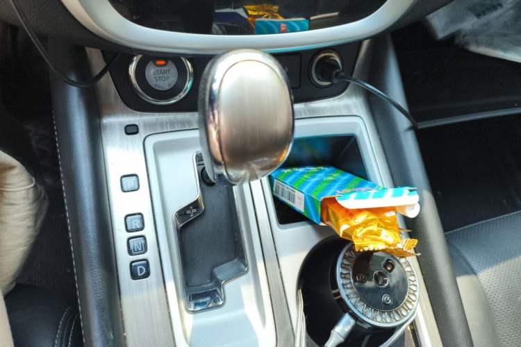Used Nissan Murano 2021 2.5L XL Two-Wheel Drive Smart Connect Luxury Edition Gear Lever