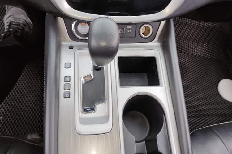 Used Nissan Murano 2021 2.5L XE Two-Wheel Drive Elite Edition Gear Lever