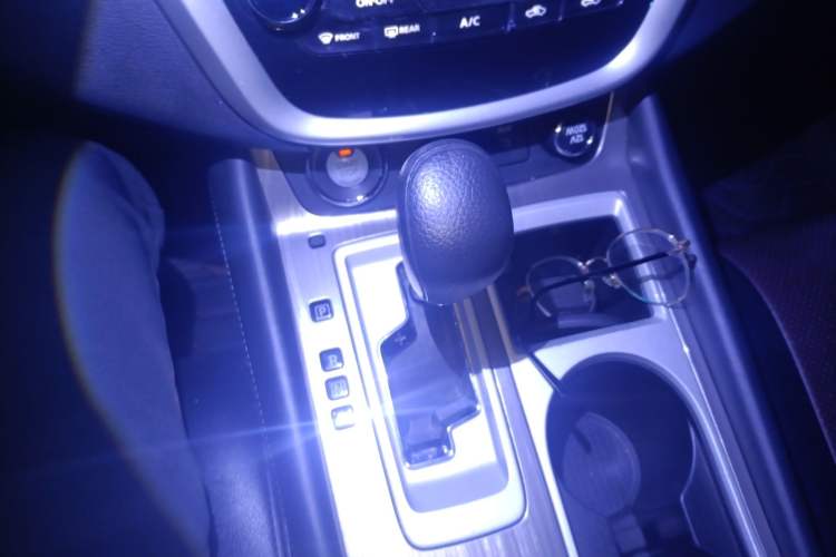 Used Nissan Murano 2021 2.5L XE Two-Wheel Drive Elite Edition Gear Lever