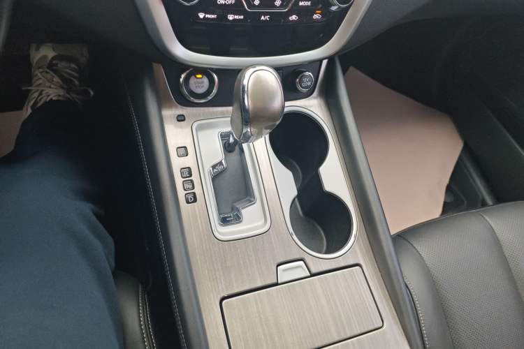 Used Nissan Murano 2021 2.5 S/C HEV XE Four-Wheel Drive Hybrid SmartConnect Prestige Edition Gear Lever