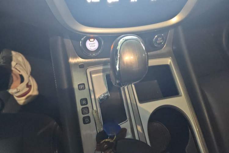 Used Nissan Murano 2021 2.5L XL Two-Wheel Drive Smart Connect Luxury Edition Gear Lever
