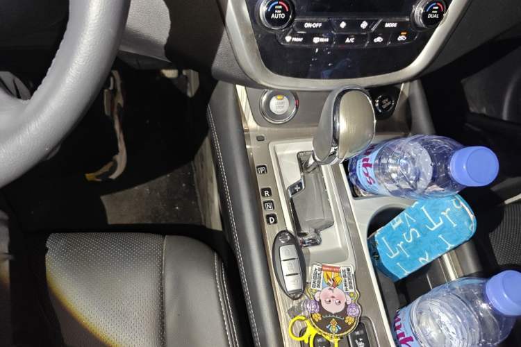 Used Nissan Murano 2021 2.5L XL Two-Wheel Drive Smart Connect Luxury Edition Gear Lever