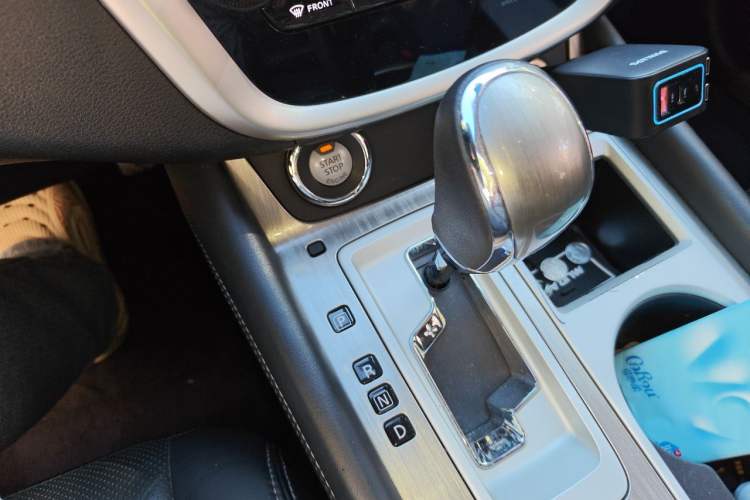 Used Nissan Murano 2021 2.5L XL Two-Wheel Drive Smart Connect Luxury Edition Gear Lever