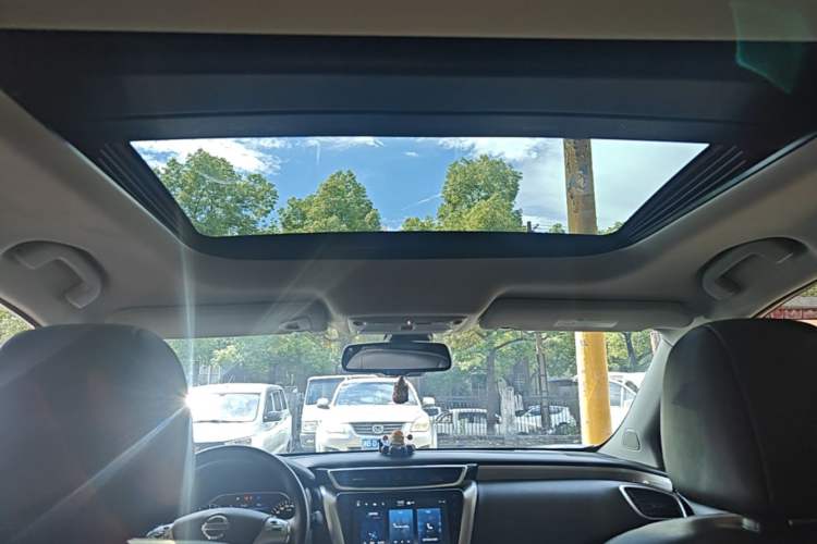 Used Nissan Murano 2021 2.5L XL Two-Wheel Drive Smart Connect Luxury Edition Headliner