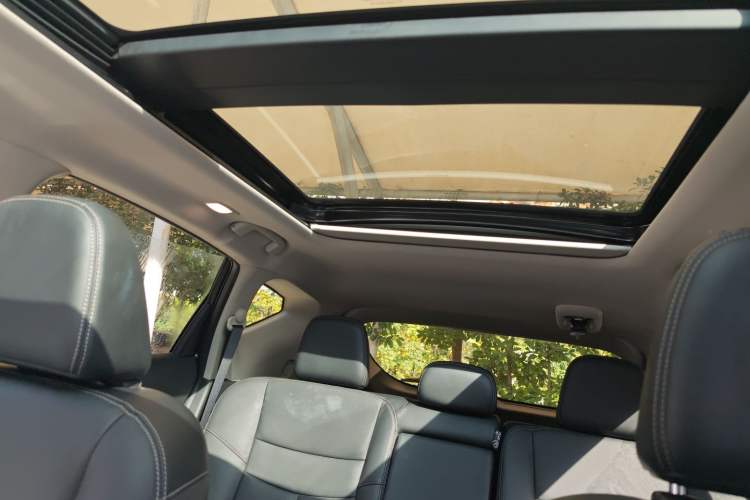 Used Nissan Murano 2021 2.5L XL Two-Wheel Drive Smart Connect Luxury Edition Headliner
