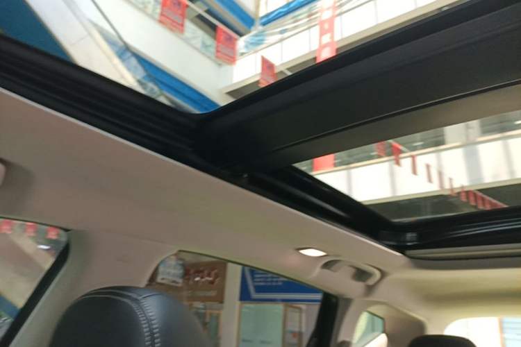 Used Nissan Murano 2021 2.5L XL Two-Wheel Drive Smart Connect Luxury Edition Headliner