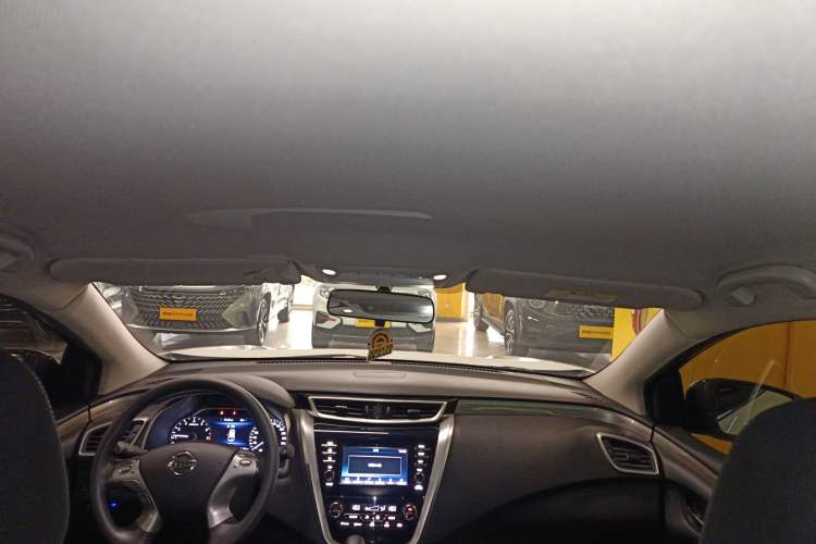 Used Nissan Murano 2021 2.5L XE Two-Wheel Drive Elite Edition Headliner