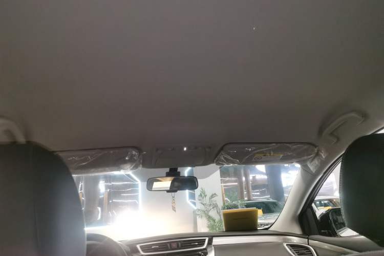 Used Nissan Murano 2021 2.5L XE Two-Wheel Drive Elite Edition Headliner
