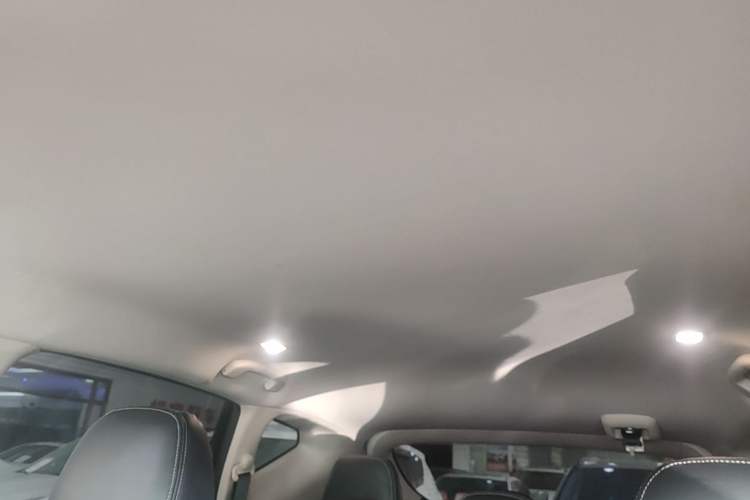 Used Nissan Murano 2021 2.5L XE Two-Wheel Drive Elite Edition Headliner