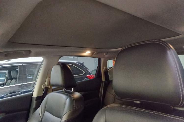 Used Nissan Murano 2021 2.5L XL Two-Wheel Drive Smart Connect Luxury Edition Headliner
