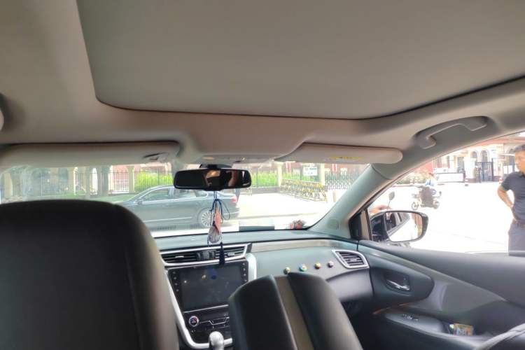 Used Nissan Murano 2021 2.5L XL Two-Wheel Drive Smart Connect Luxury Edition Headliner