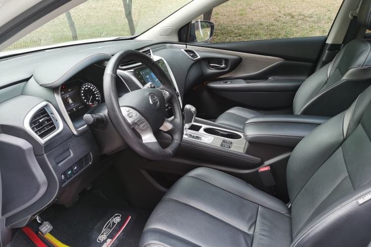 Used Nissan Murano 2021 2.5L XL Two-Wheel Drive Smart Connect Luxury Edition Interior 1