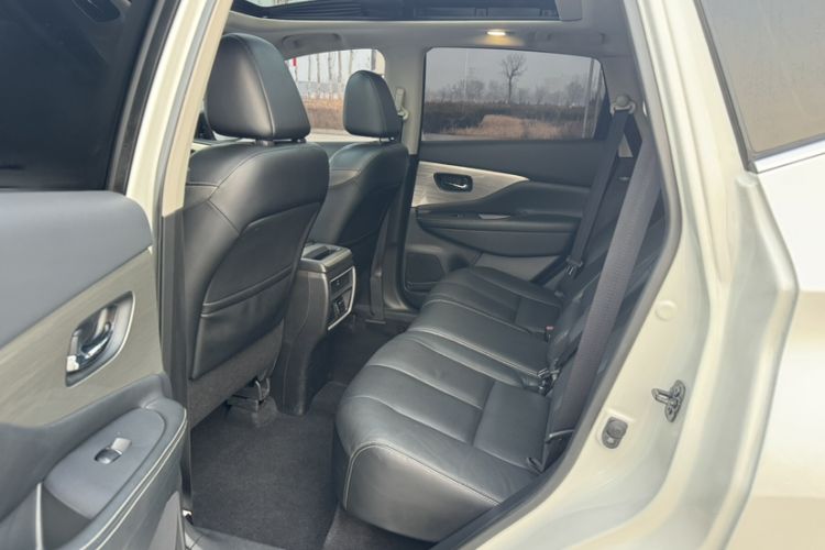 Used Nissan Murano 2021 2.5L XL Two-Wheel Drive Smart Connect Luxury Edition Interior 1