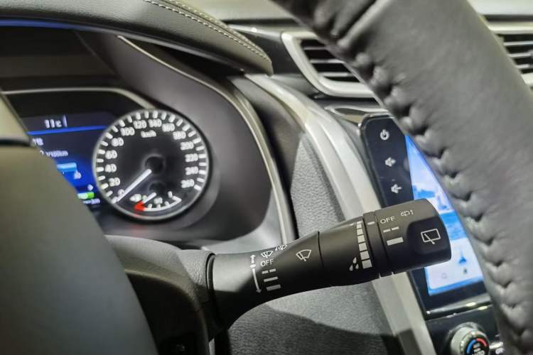 Used Nissan Murano 2021 2.5L XL Two-Wheel Drive Smart Connect Luxury Edition Interior 10