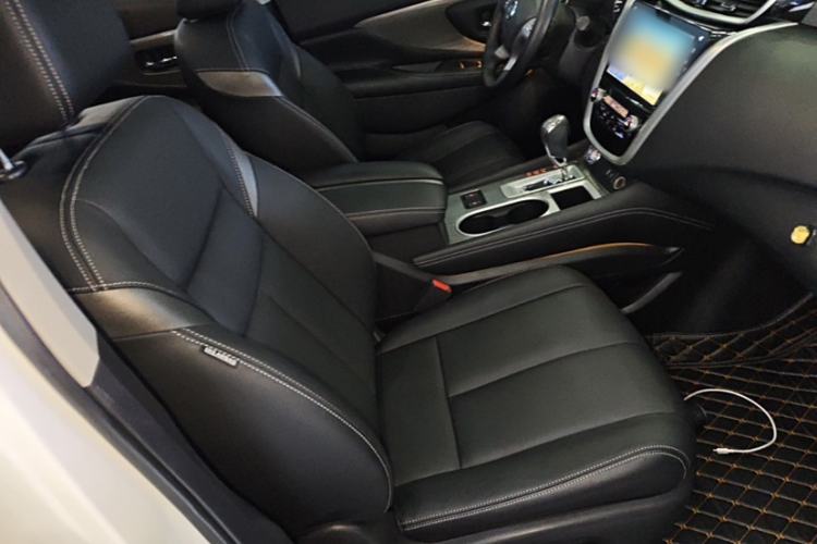 Used Nissan Murano 2021 2.5L XL Two-Wheel Drive Smart Connect Luxury Edition Interior 10