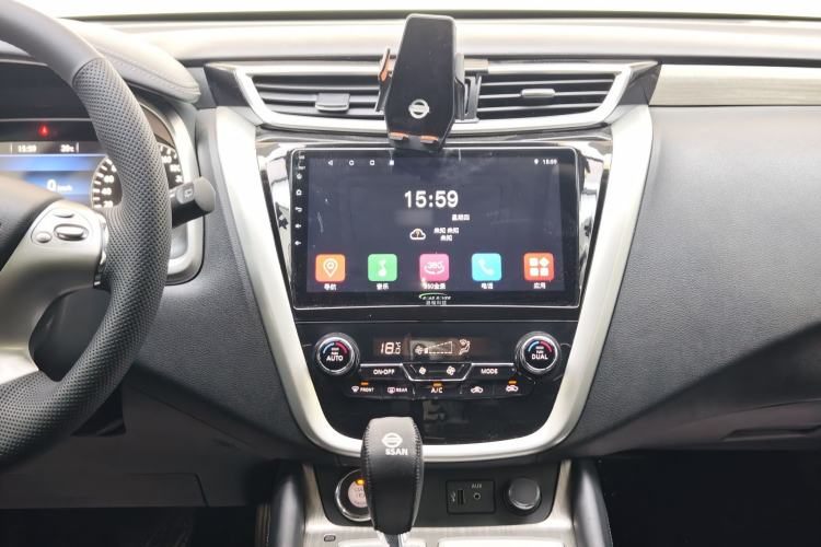 Used Nissan Murano 2021 2.5L XE Two-Wheel Drive Elite Edition Interior 12