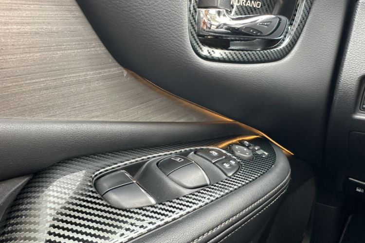 Used Nissan Murano 2021 2.5L XL Two-Wheel Drive Smart Connect Luxury Edition Interior 12