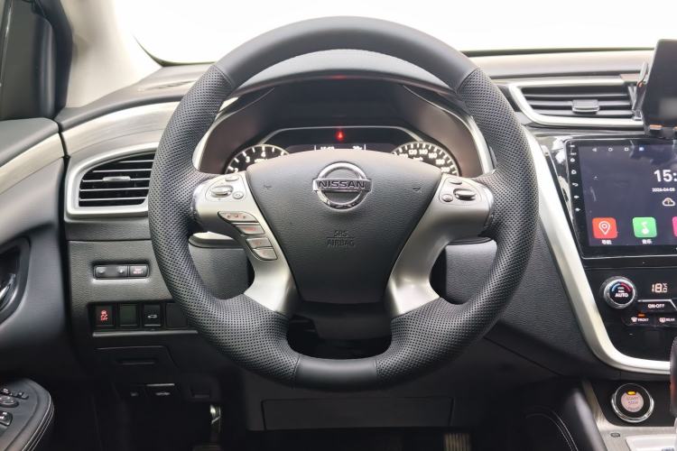 Used Nissan Murano 2021 2.5L XE Two-Wheel Drive Elite Edition Interior 13