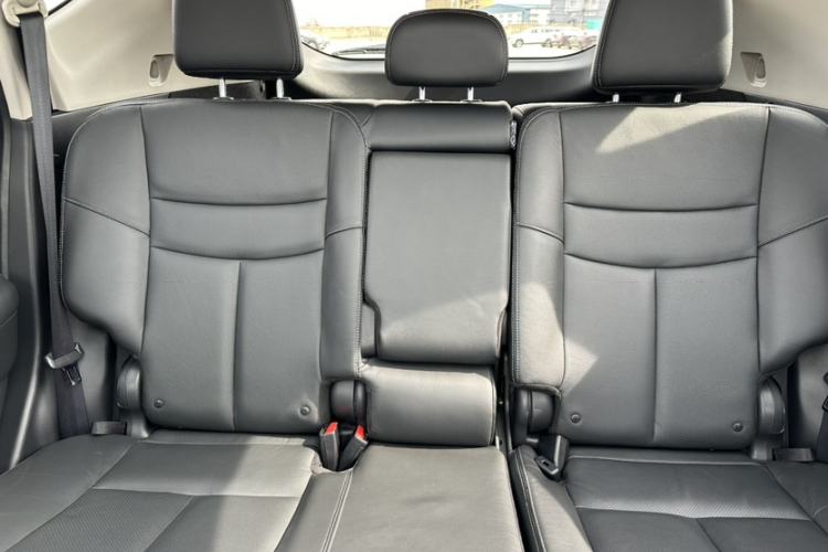 Used Nissan Murano 2021 2.5L XL Two-Wheel Drive Smart Connect Luxury Edition Interior 13