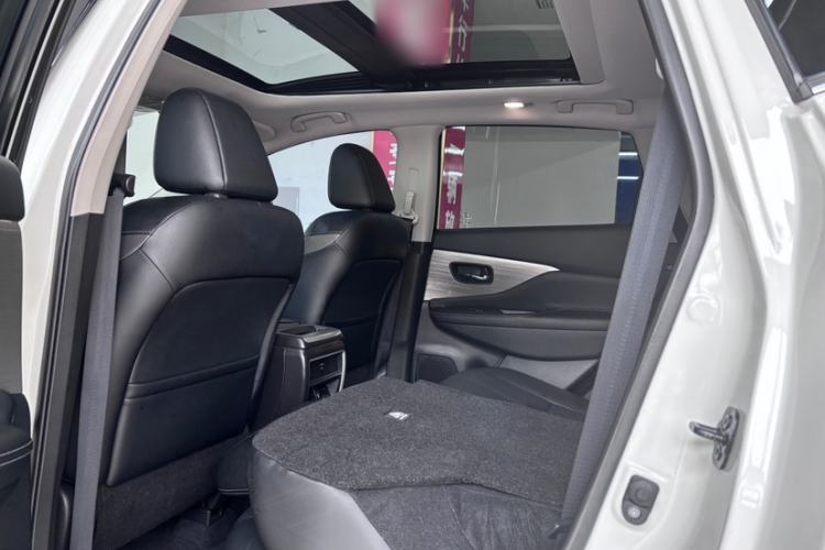 Used Nissan Murano 2021 2.5L XL Two-Wheel Drive Smart Connect Luxury Edition Interior 2