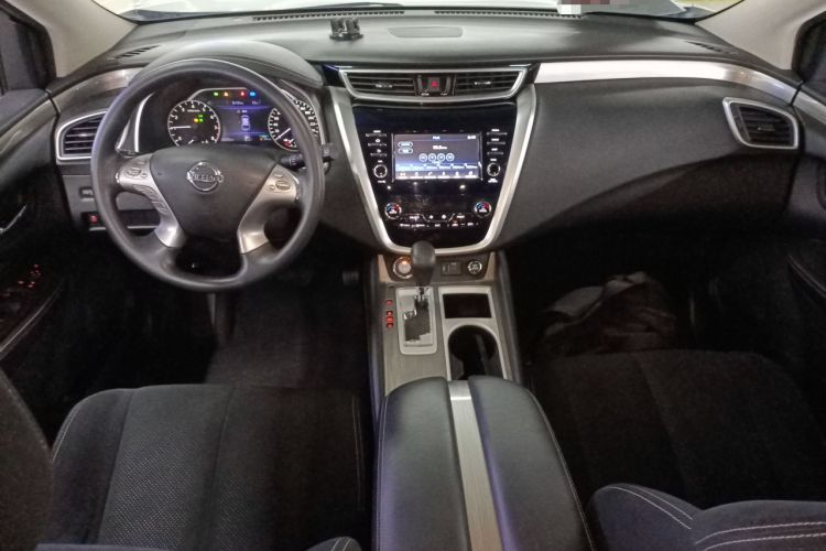 Used Nissan Murano 2021 2.5L XE Two-Wheel Drive Elite Edition Interior 2