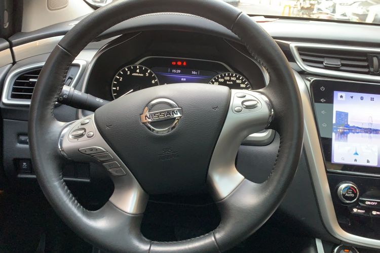 Used Nissan Murano 2021 2.5L XL Two-Wheel Drive Smart Connect Luxury Edition Interior 4