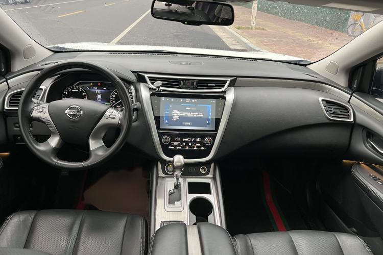 Used Nissan Murano 2021 2.5L XL Two-Wheel Drive Smart Connect Luxury Edition Interior 4
