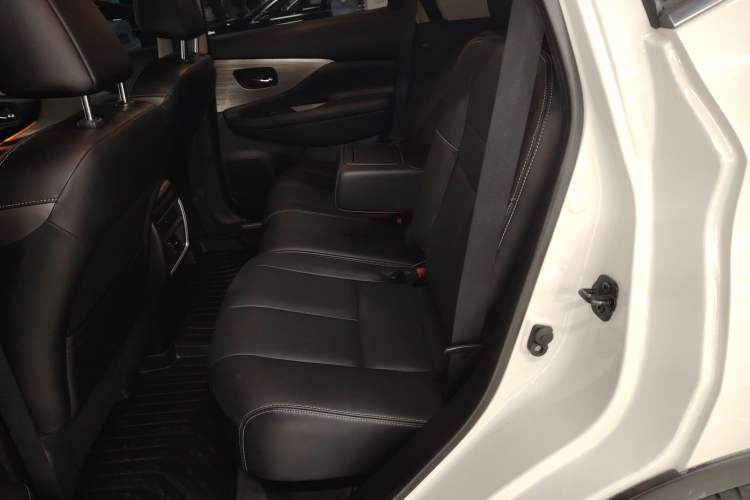 Used Nissan Murano 2021 2.5 S/C HEV XE Four-Wheel Drive Hybrid SmartConnect Prestige Edition Interior 4