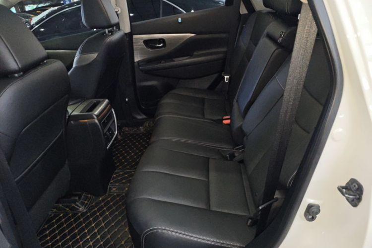Used Nissan Murano 2021 2.5L XL Two-Wheel Drive Smart Connect Luxury Edition Interior 7