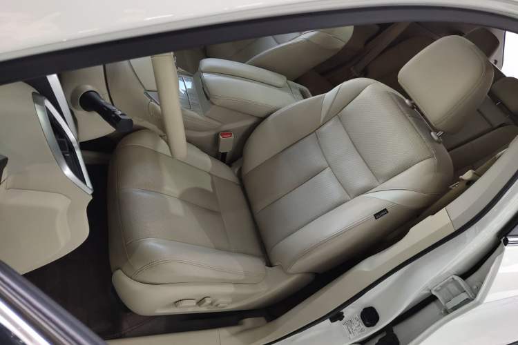 Used Nissan Murano 2021 2.5 S/C HEV XE Four-Wheel Drive Hybrid SmartConnect Prestige Edition Interior 9