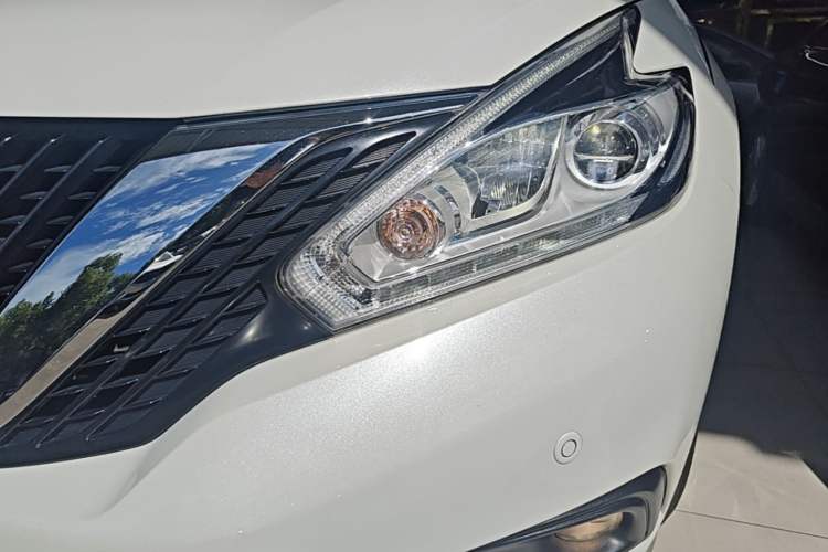 Used Nissan Murano 2021 2.5L XL Two-Wheel Drive Smart Connect Luxury Edition Left Front Headlight