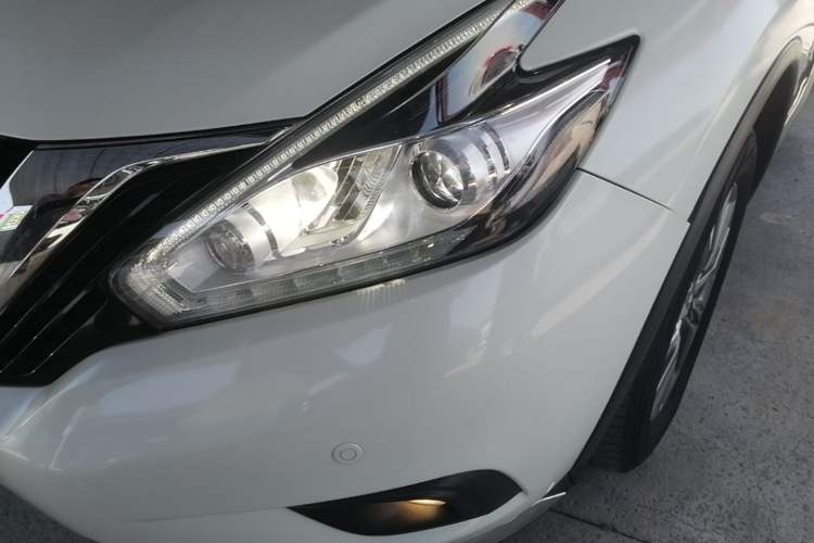 Used Nissan Murano 2021 2.5L XL Two-Wheel Drive Smart Connect Luxury Edition Left Front Headlight