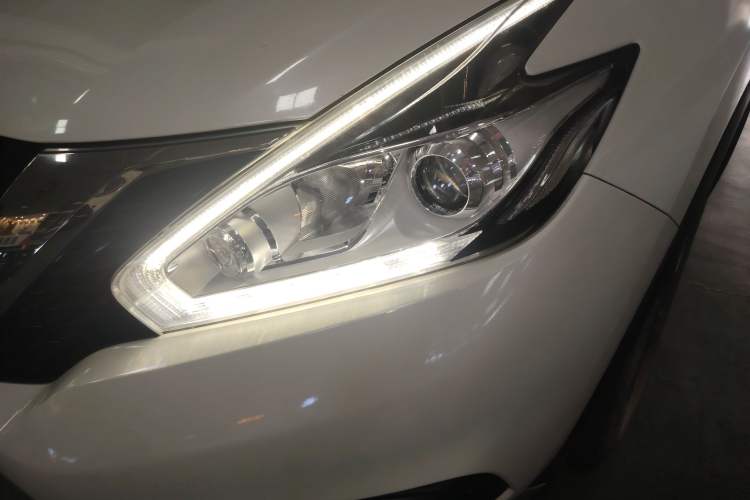 Used Nissan Murano 2021 2.5L XE Two-Wheel Drive Elite Edition Left Front Headlight