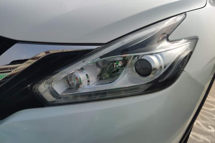 Used Nissan Murano 2021 2.5L XE Two-Wheel Drive Elite Edition Left Front Headlight
