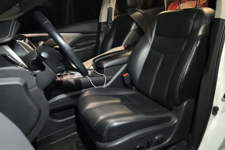 Used Nissan Murano 2021 2.5L XL Two-Wheel Drive Smart Connect Luxury Edition Left Front Seat