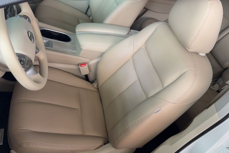 Used Nissan Murano 2021 2.5L XE Two-Wheel Drive Elite Edition Left Front Seat