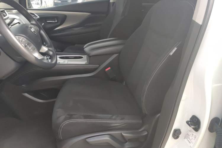Used Nissan Murano 2021 2.5L XE Two-Wheel Drive Elite Edition Left Front Seat